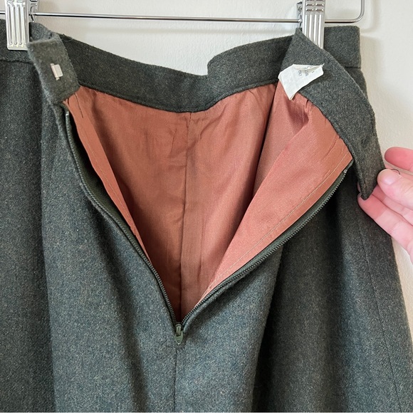 Vintage Wool Forest Green Skirt vintage size 9 - Picture 8 of 13